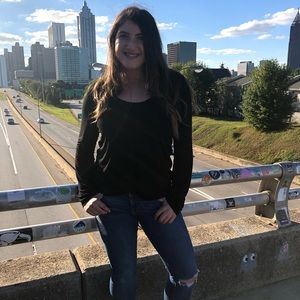 Meet your Posher, Hailey